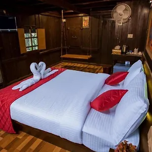 traditional-kerala-villa.hotels-munnar.com/