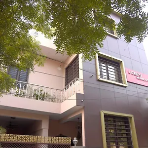 udees-homestay.agrahotelsindia.net/
