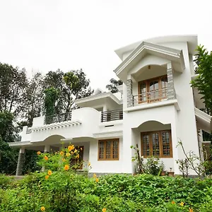 4bhk-white-snow-spacious-holiday-home-munnar.hotels-munnar.com/