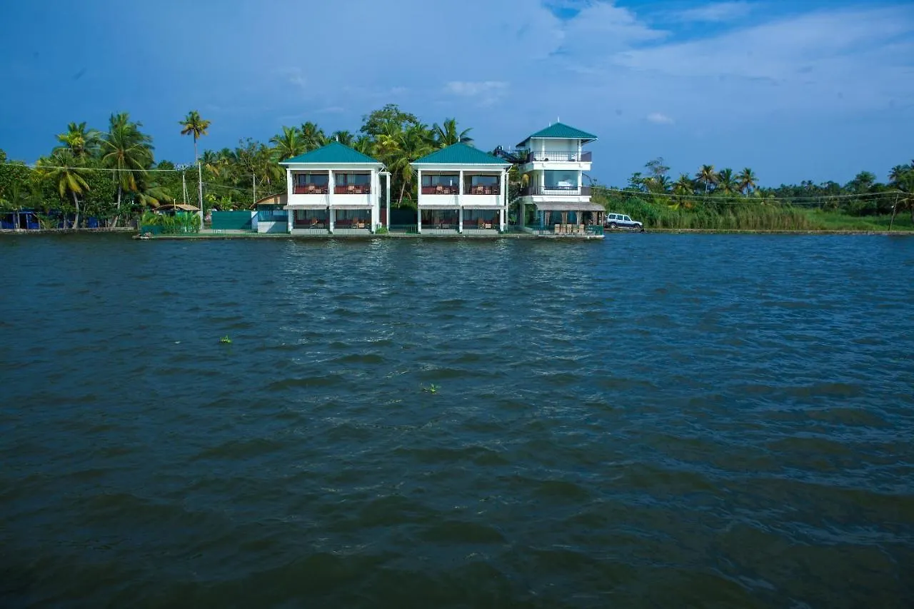 Miras Pmc Lakeshore Resort Alappuzha
