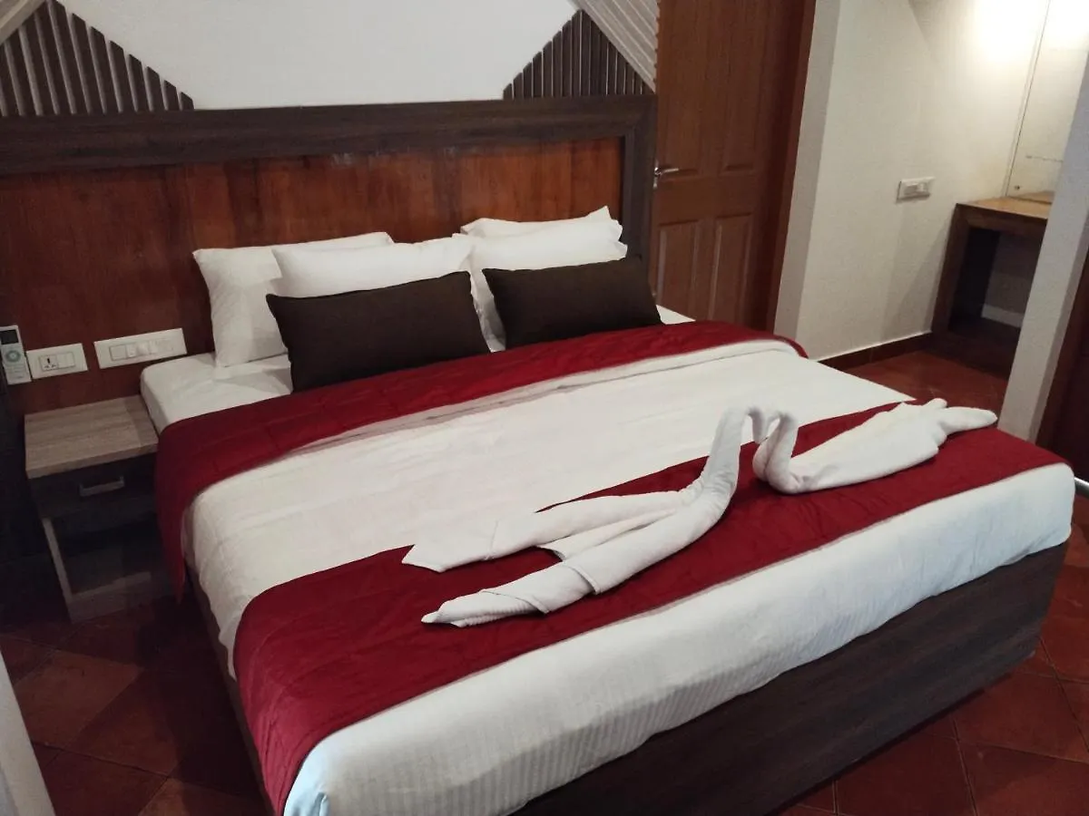 Miras Pmc Lakeshore Resort 3*, Alappuzha