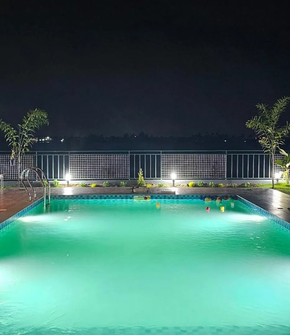Miras Pmc Lakeshore Resort India