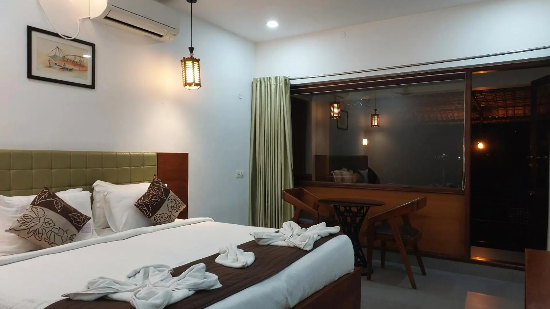 ***  Miras Pmc Lakeshore Resort India