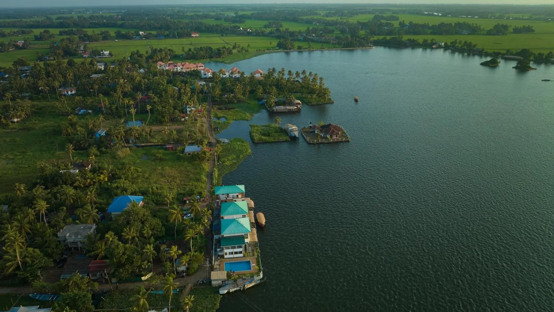 Miras Pmc Lakeshore Resort